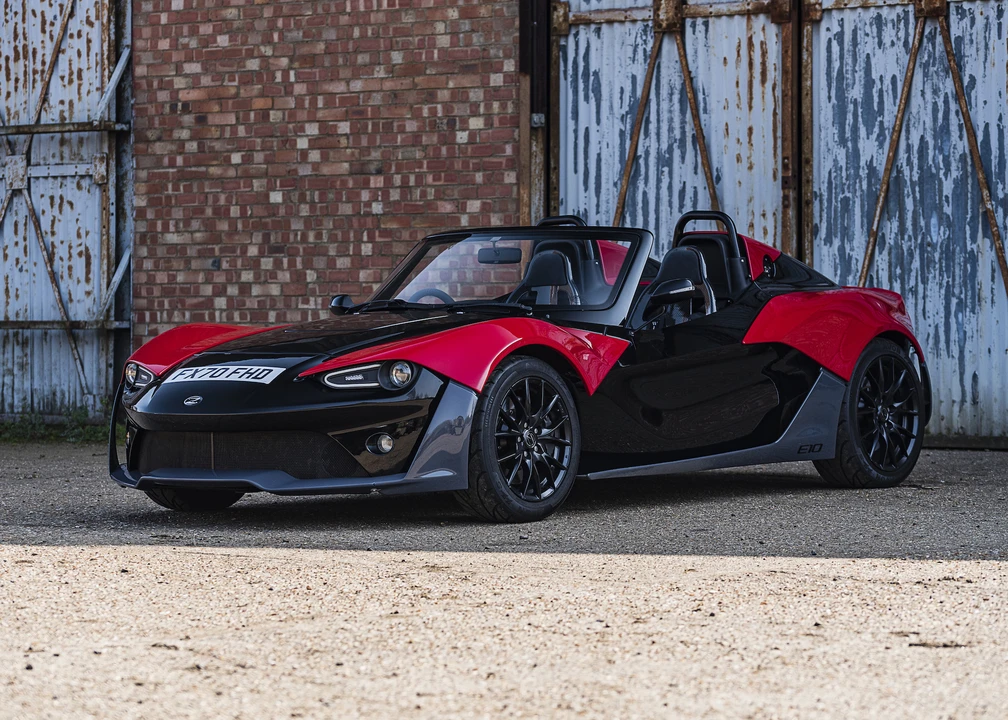 2016 Zenos - Image 13 of 31