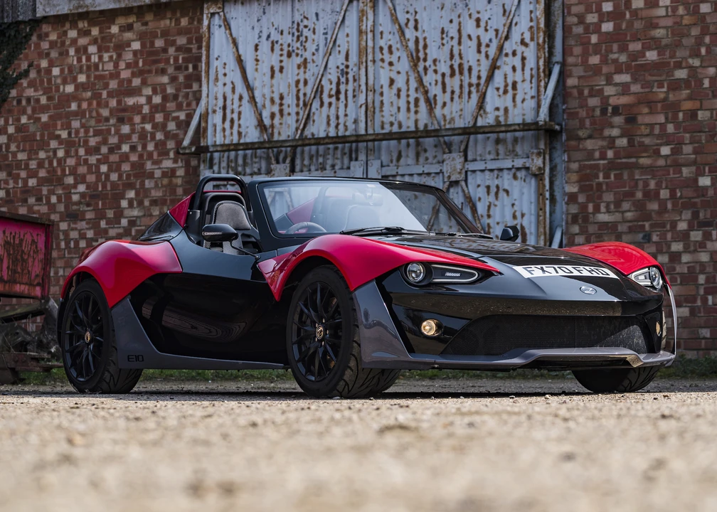 2016 Zenos - Image 11 of 31