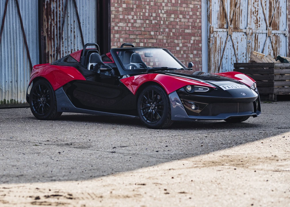 2016 Zenos - Image 18 of 31