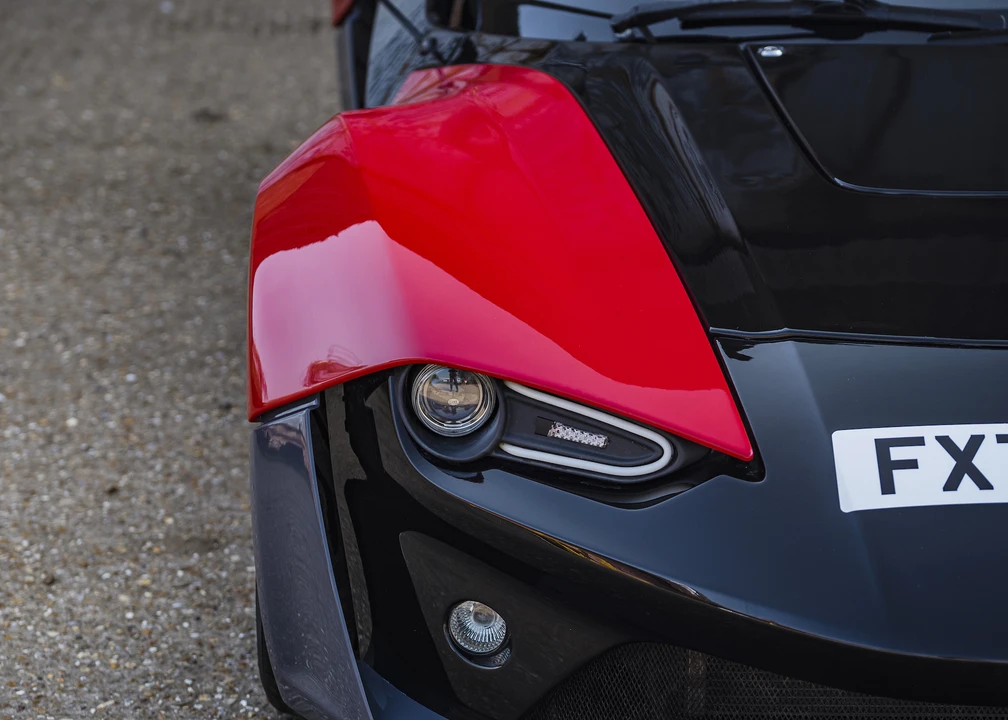 2016 Zenos - Image 30 of 31