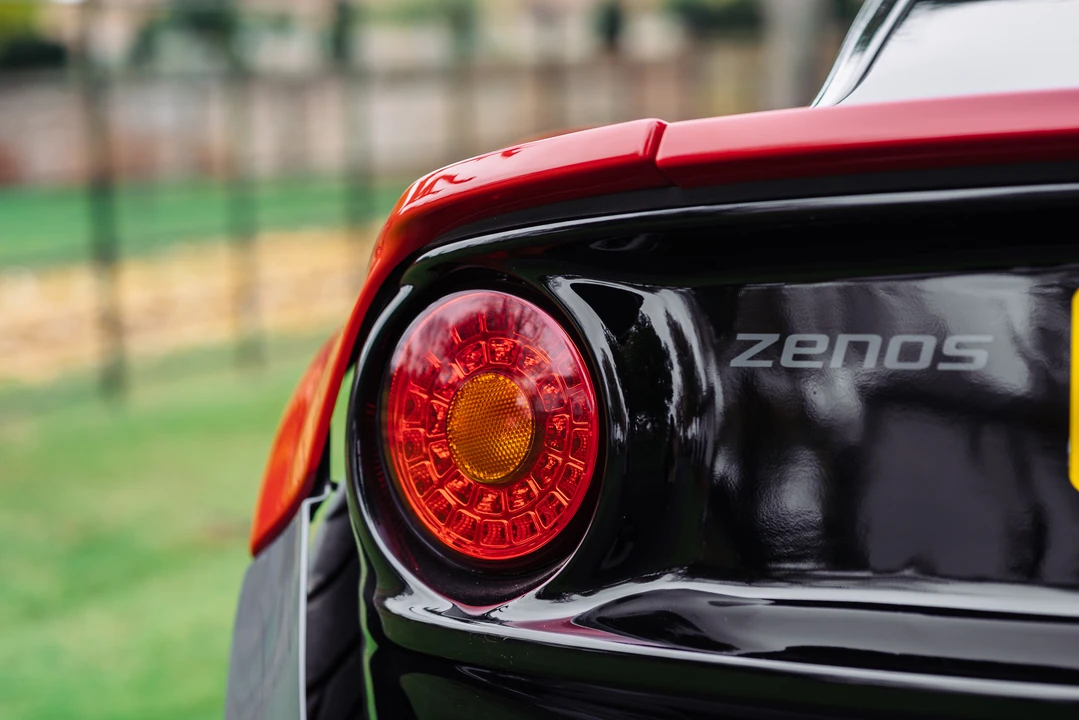 2016 Zenos - Image 19 of 31