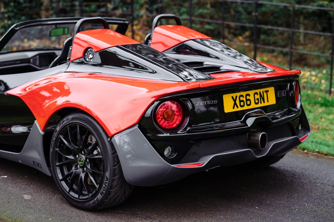 2016 Zenos - Image 21 of 31