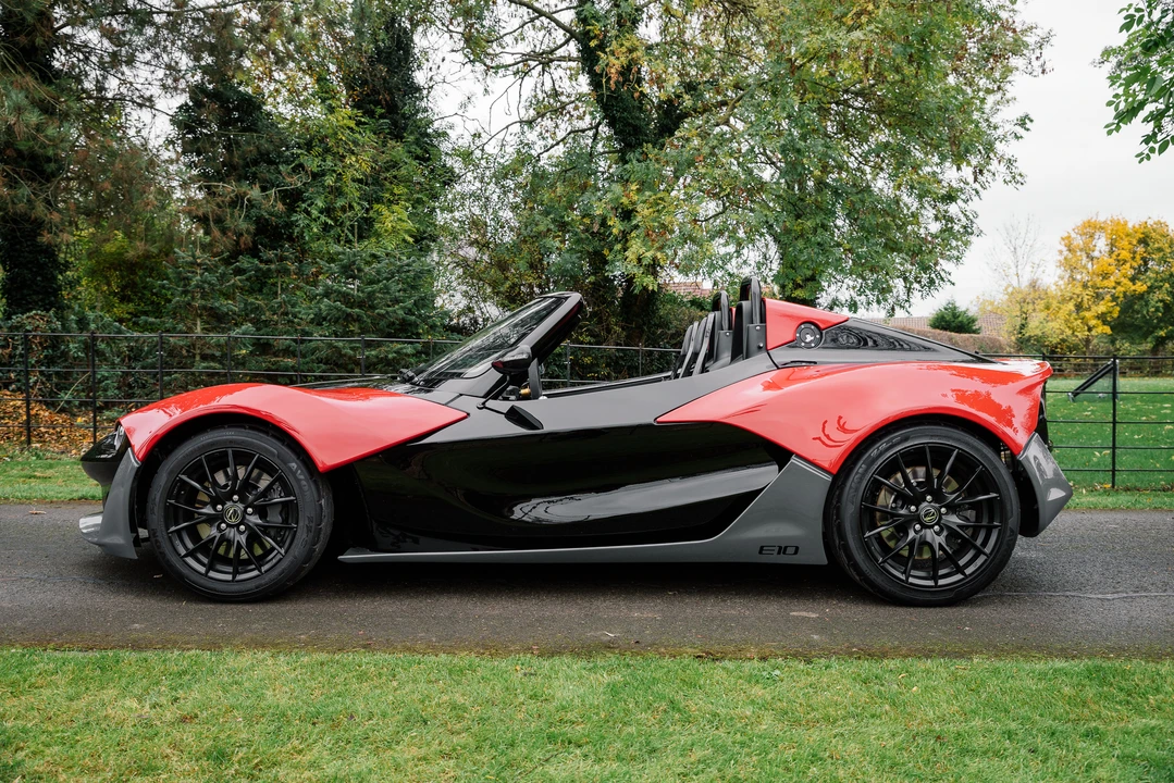 2016 Zenos - Image 5 of 31