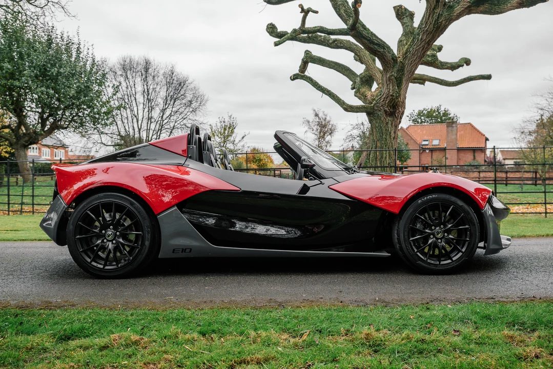 2016 Zenos - Image 8 of 31