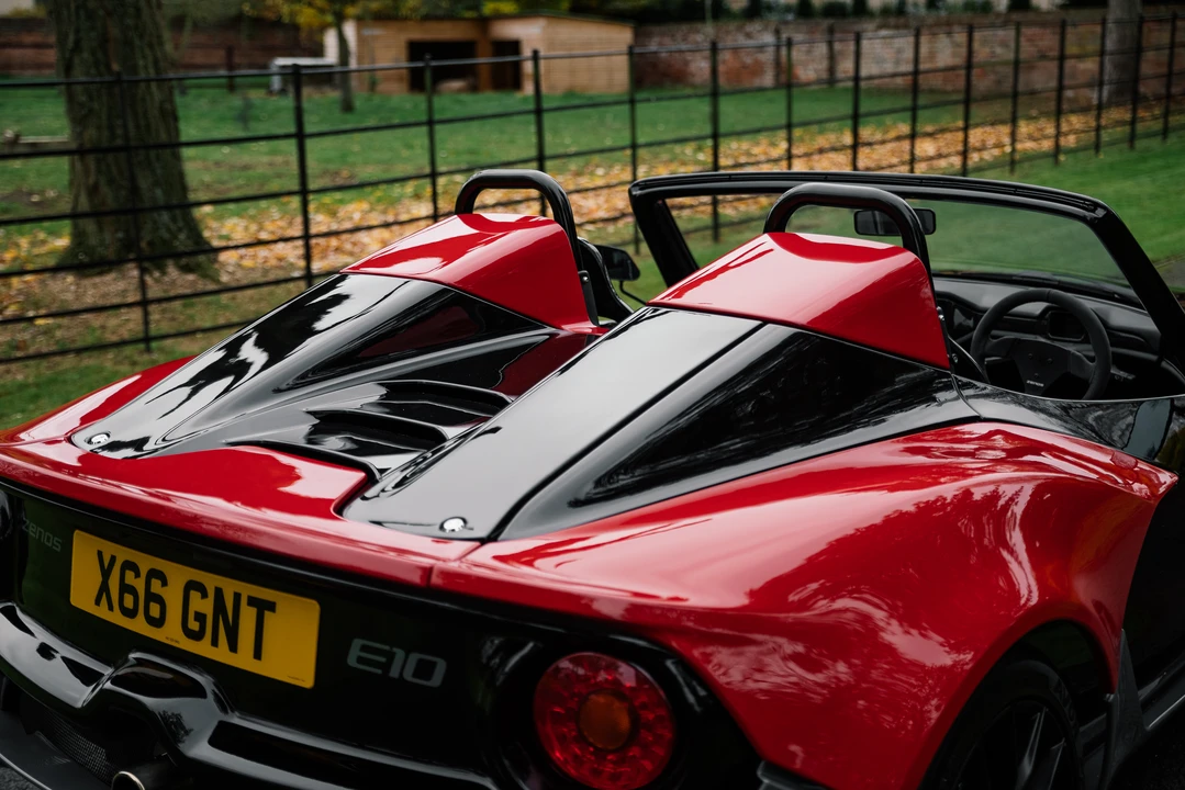 2016 Zenos - Image 30 of 31
