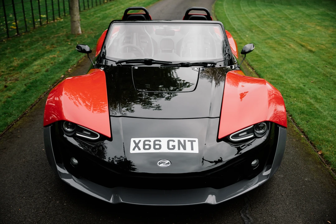 2016 Zenos - Image 16 of 31