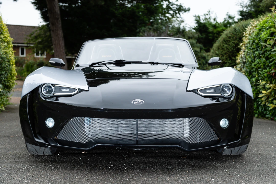 2016 Zenos - Image 11 of 31