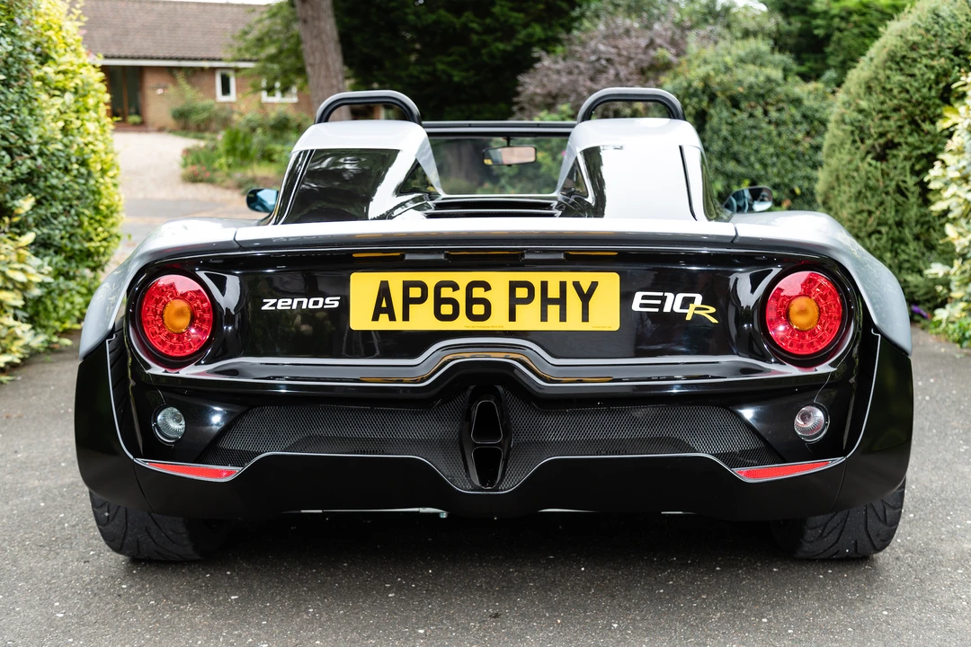 2016 Zenos - Image 30 of 31
