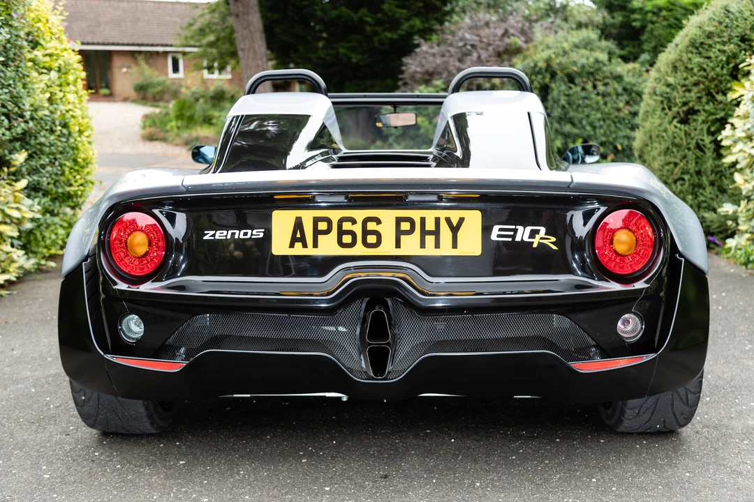 2016 Zenos - Image 23 of 31