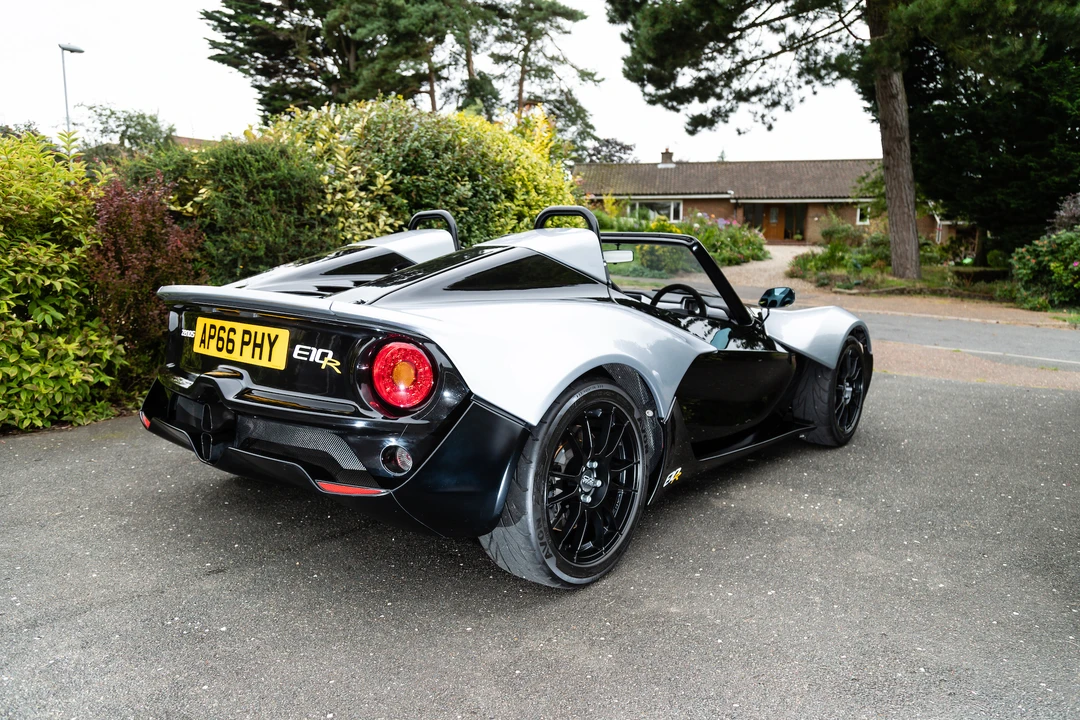 2016 Zenos - Image 6 of 31