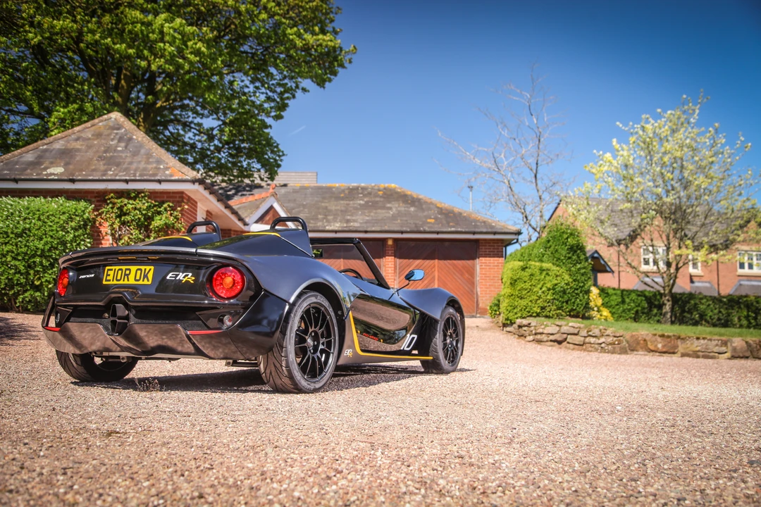 2016 Zenos - Image 13 of 31
