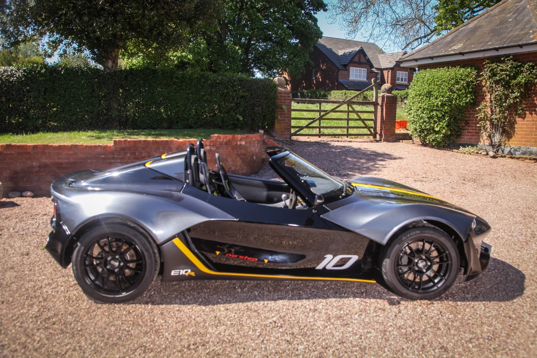 2016 Zenos - Image 15 of 31
