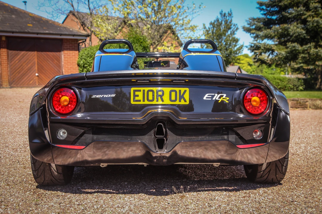 2016 Zenos - Image 6 of 31