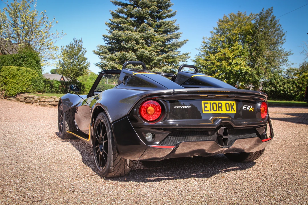 2016 Zenos - Image 7 of 31