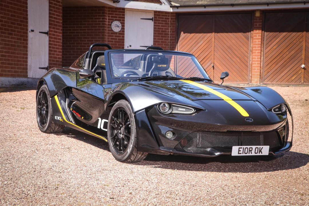 2016 Zenos - Image 17 of 31