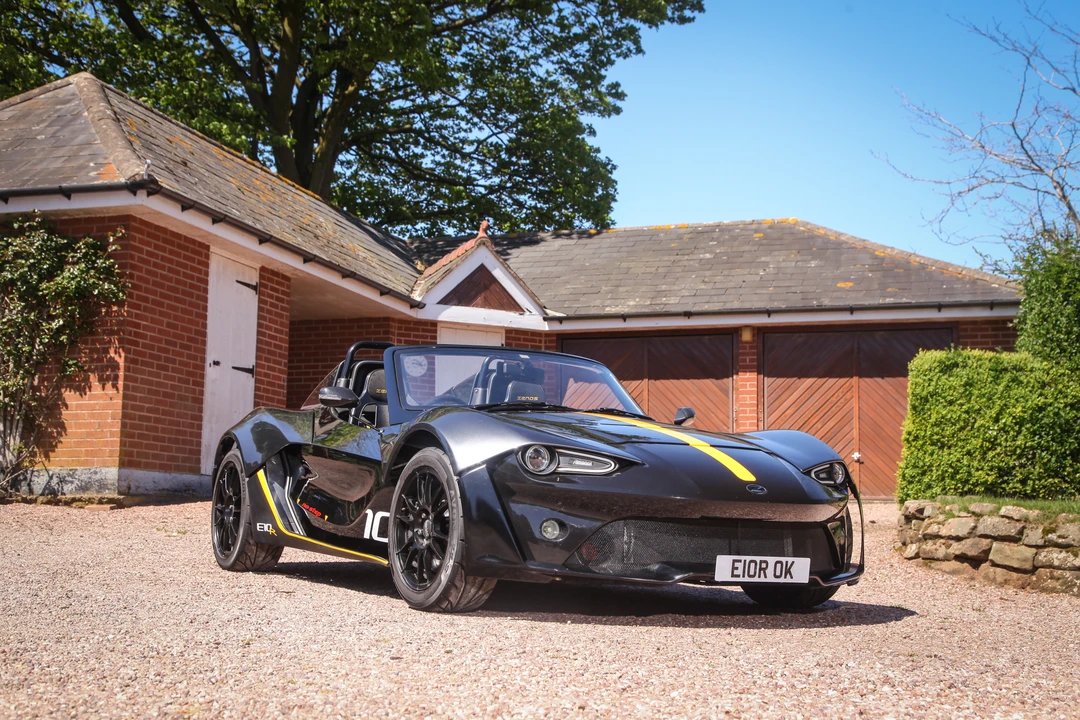 2016 Zenos - Image 19 of 31