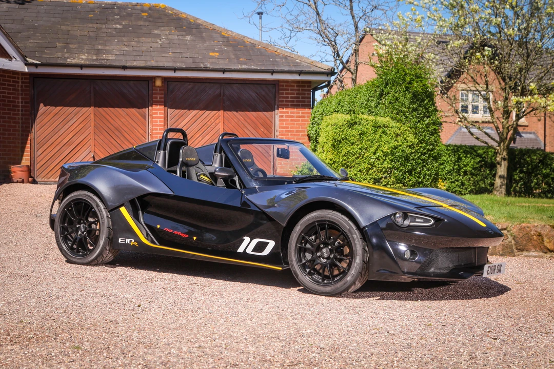2016 Zenos - Image 22 of 31