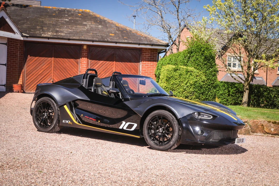 2016 Zenos - Image 23 of 31