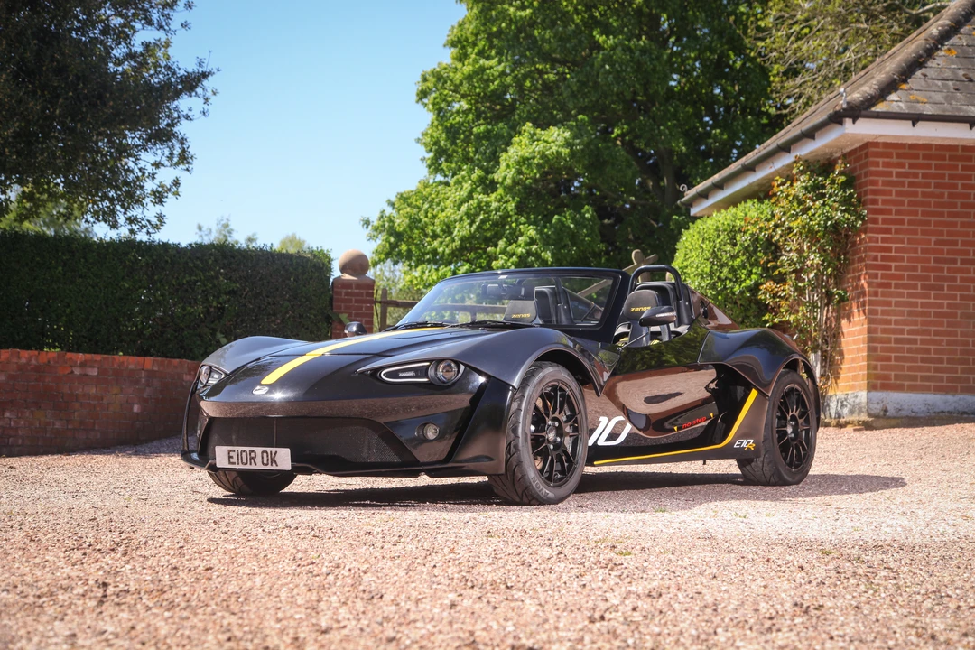 2016 Zenos - Image 29 of 31