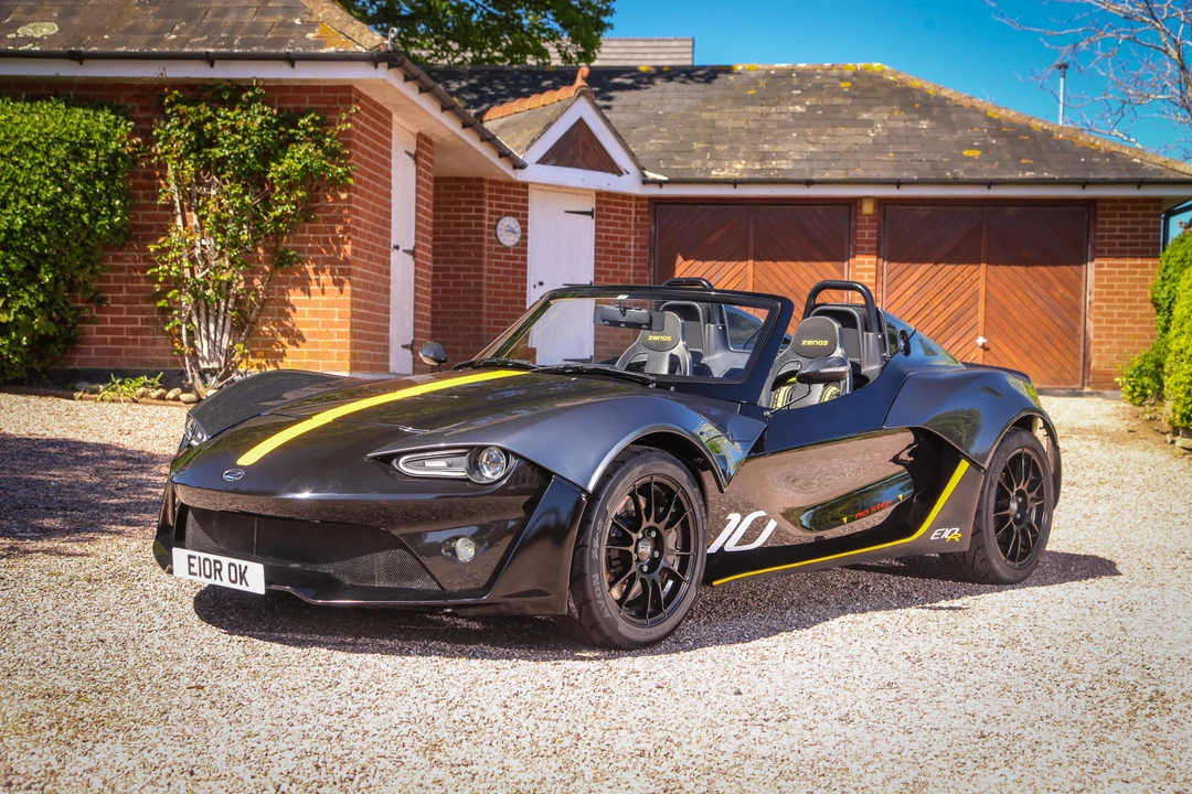 2016 Zenos - Image 9 of 31