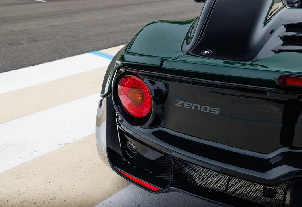 2016 Zenos - Image 31 of 31