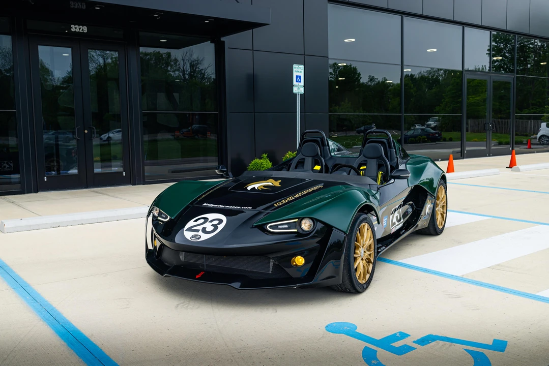2016 Zenos - Image 6 of 31