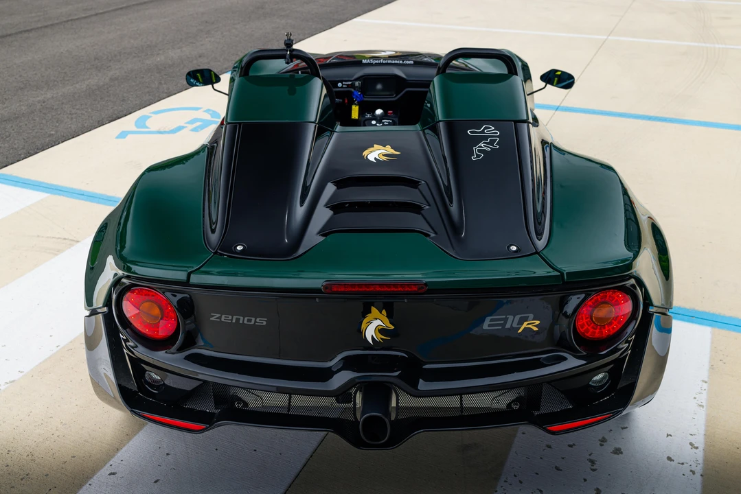 2016 Zenos - Image 13 of 31
