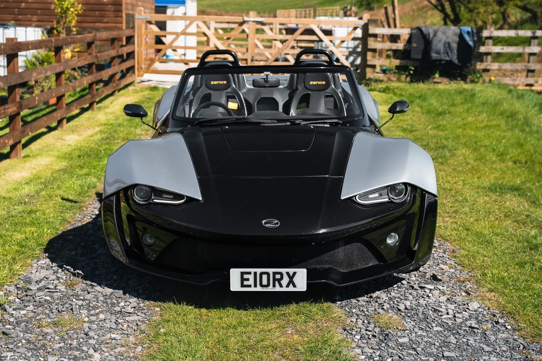 2016 Zenos - Image 10 of 31