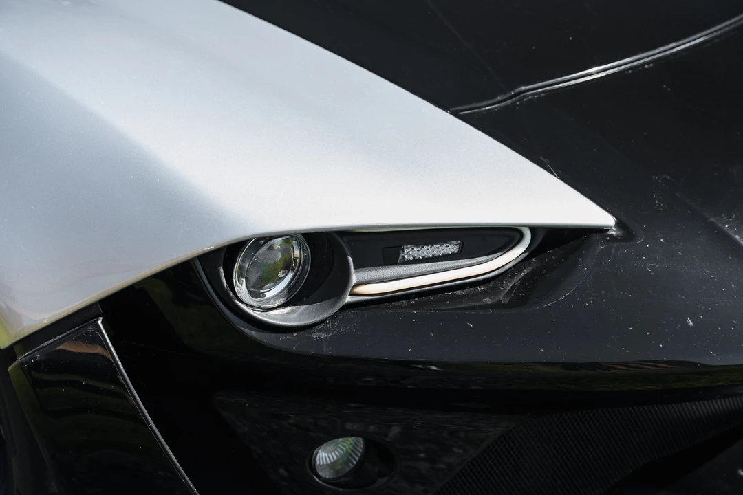 2016 Zenos - Image 15 of 31