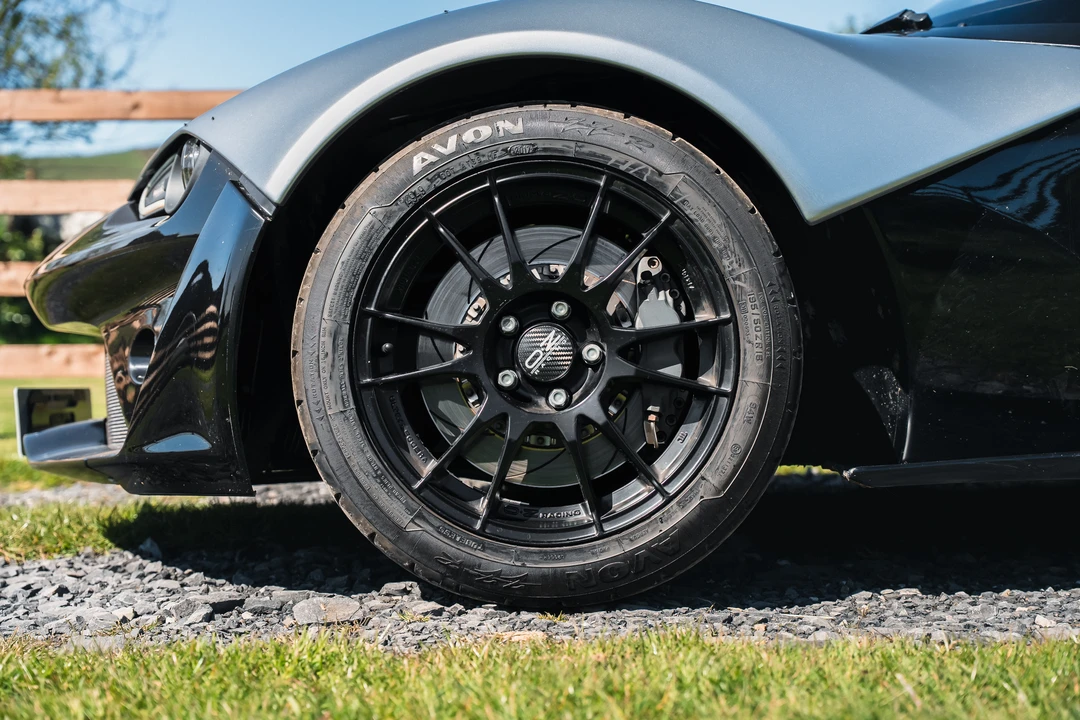 2016 Zenos - Image 27 of 31
