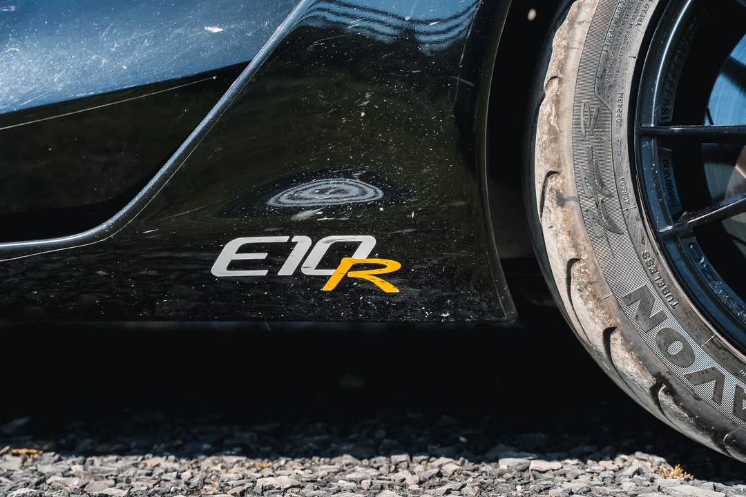 2016 Zenos - Image 29 of 31