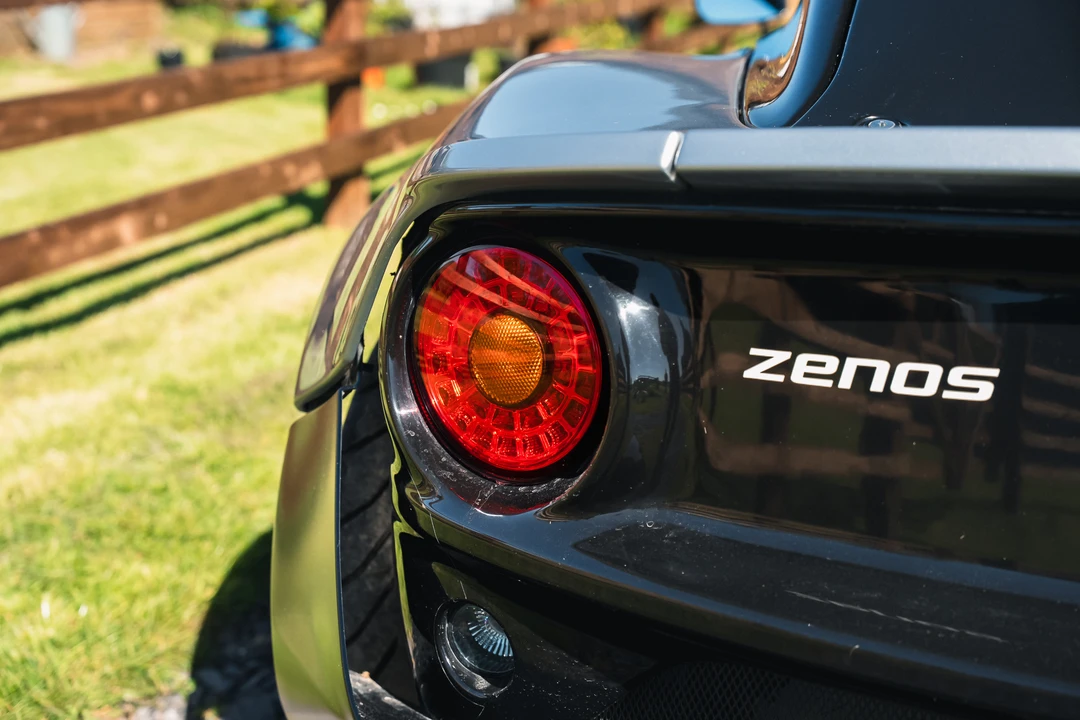 2016 Zenos - Image 18 of 31