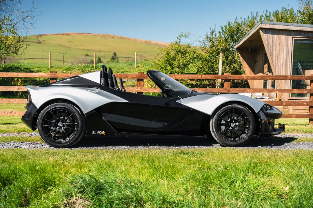 2016 Zenos - Image 8 of 31