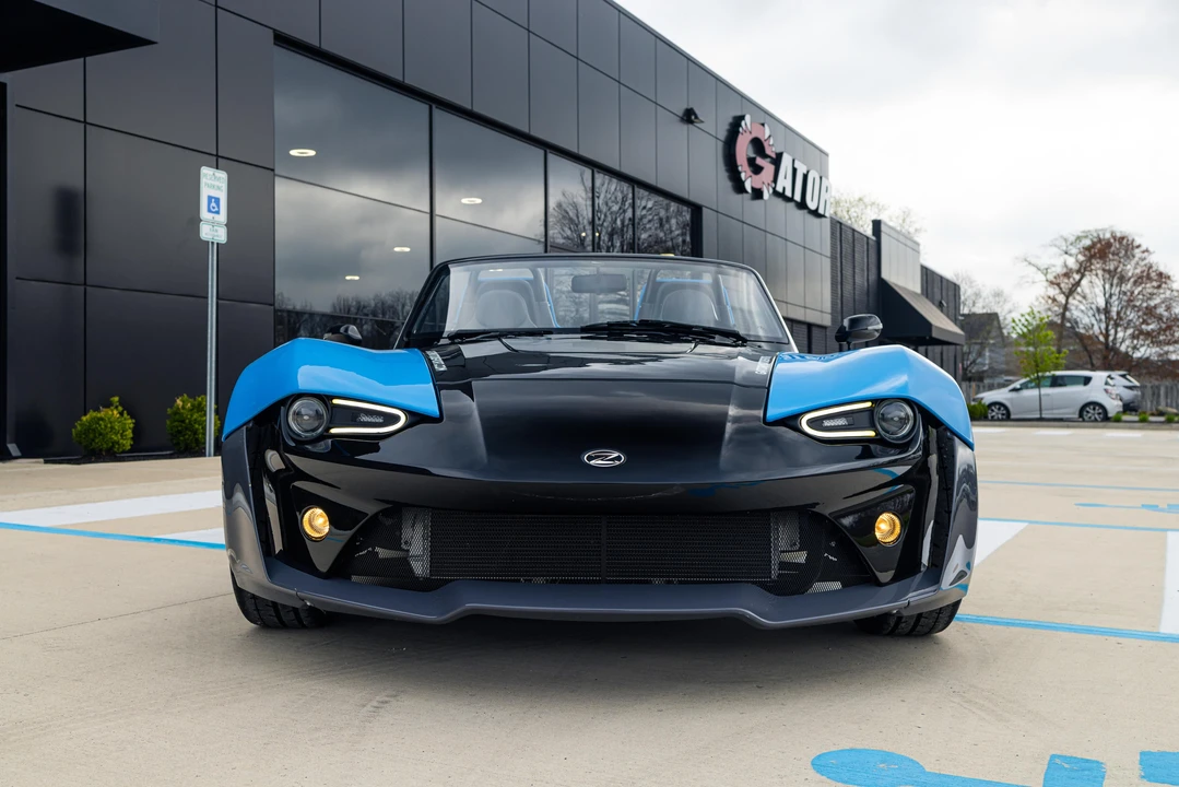 2016 Zenos - Image 7 of 31
