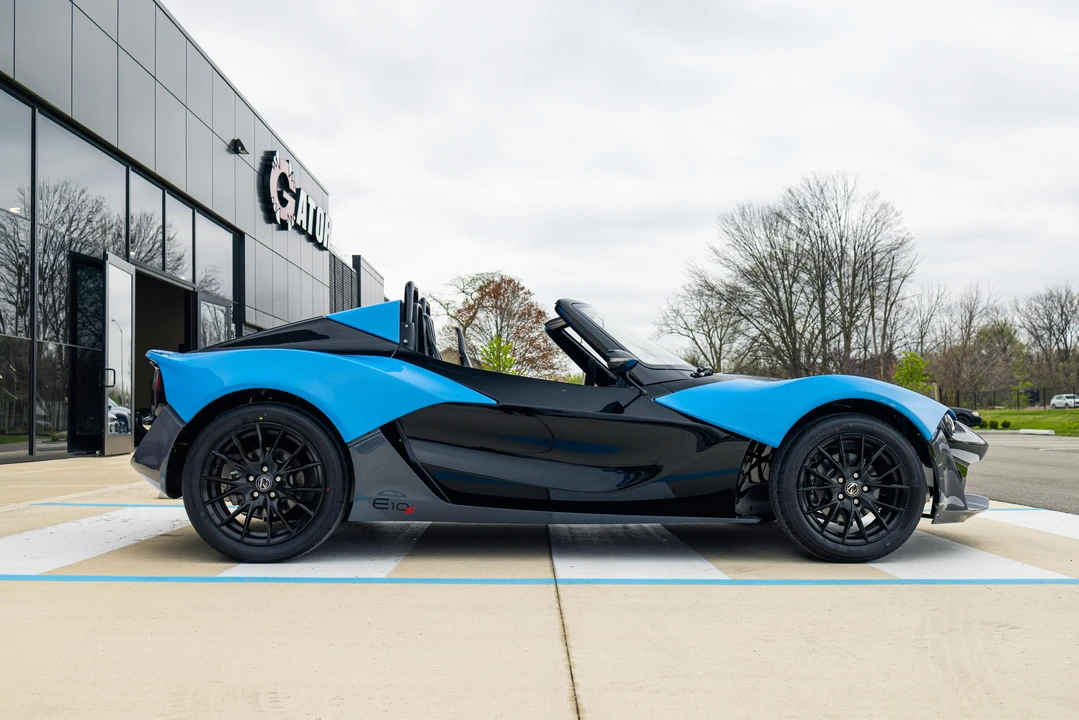2016 Zenos - Image 24 of 31