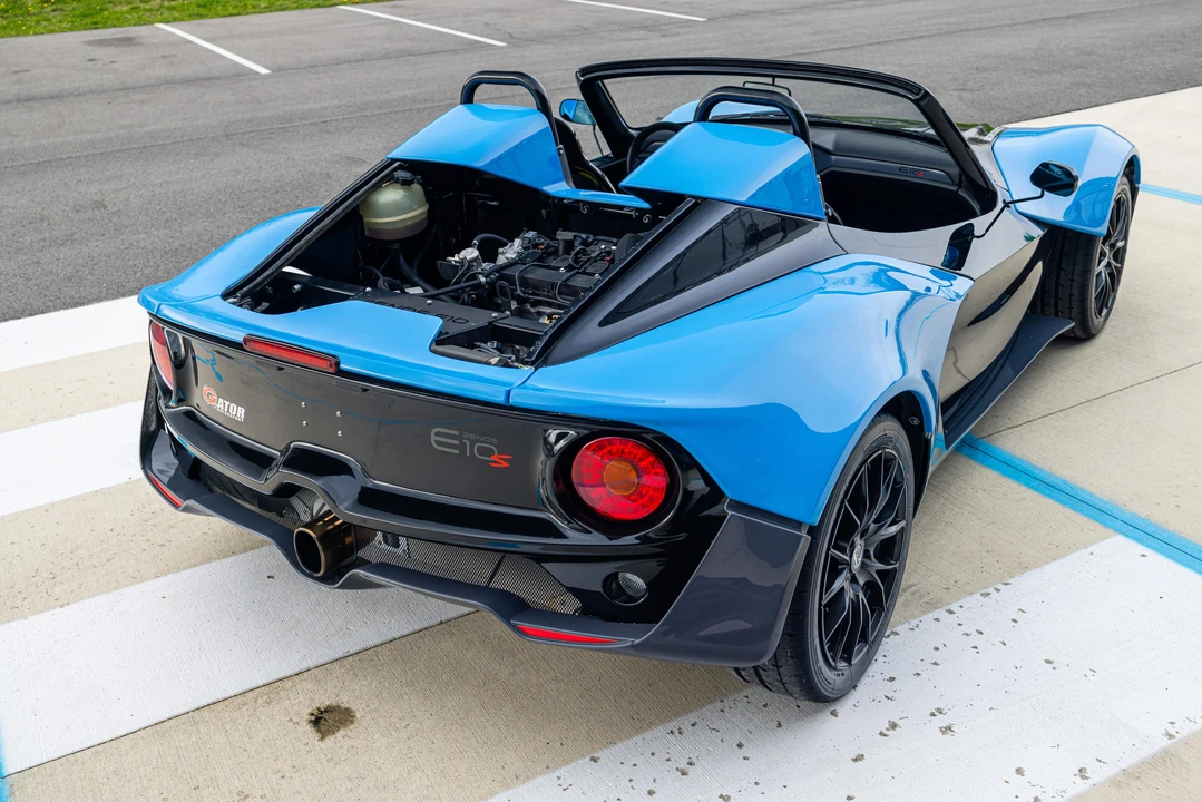 2016 Zenos - Image 21 of 31