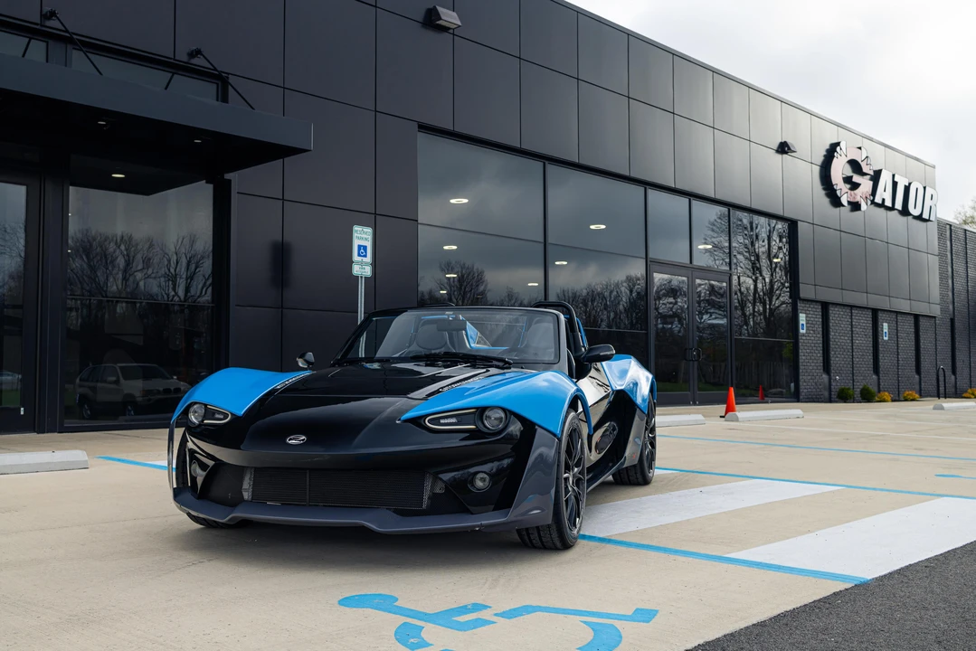 2016 Zenos - Image 10 of 31