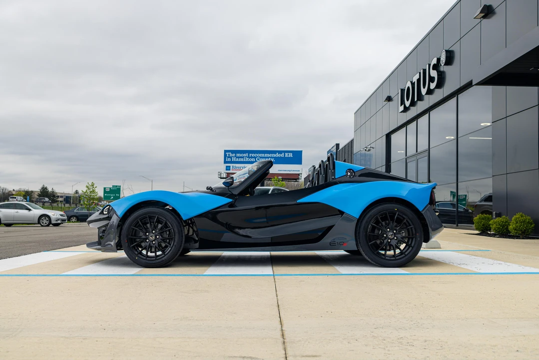 2016 Zenos - Image 15 of 31