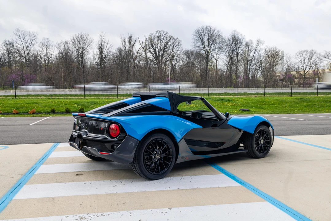2016 Zenos - Image 29 of 31