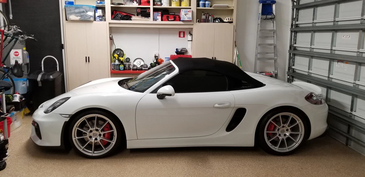 2016 Porsche 981 Boxster Spyder - Image 2 of 4
