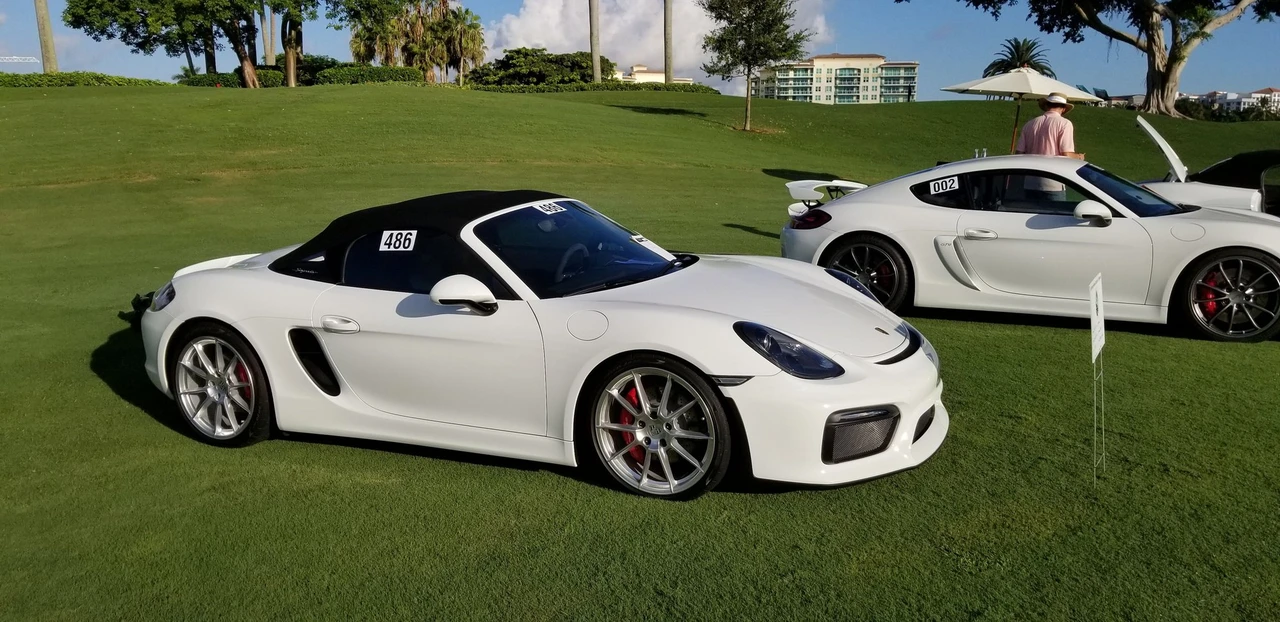2016 Porsche 981 Boxster Spyder - Image 3 of 4