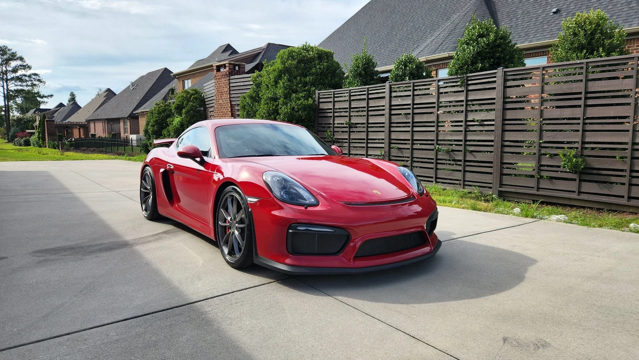 2016 Porsche 981 Cayman GT4 - Image 2 of 20