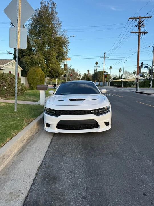 2016 Dodge Charger SRT Hellcat 7th Gen - Image 5 of 6