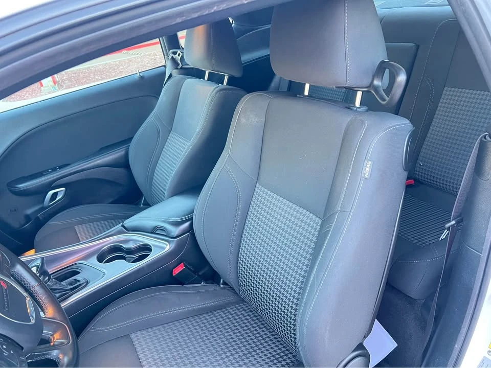 2016 Dodge Challenger 3rd Gen - Image 3 of 8