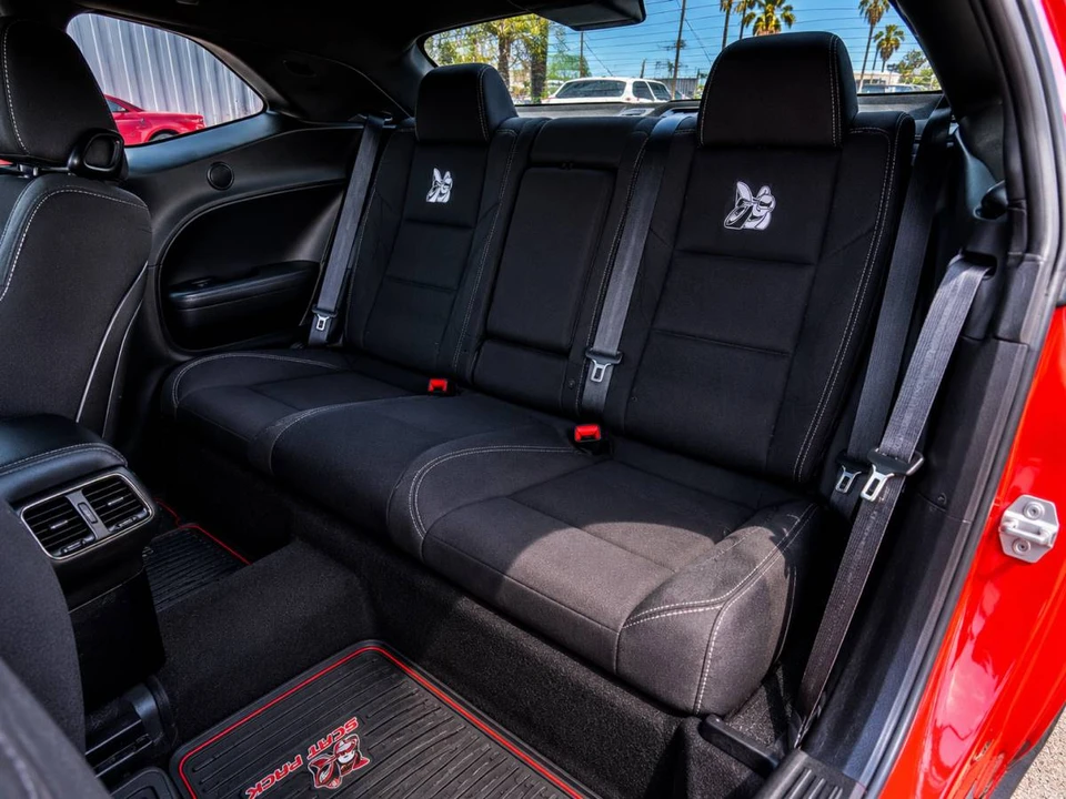 2016 Dodge Challenger SRT8 & 392 3rd Gen - Image 9 of 9