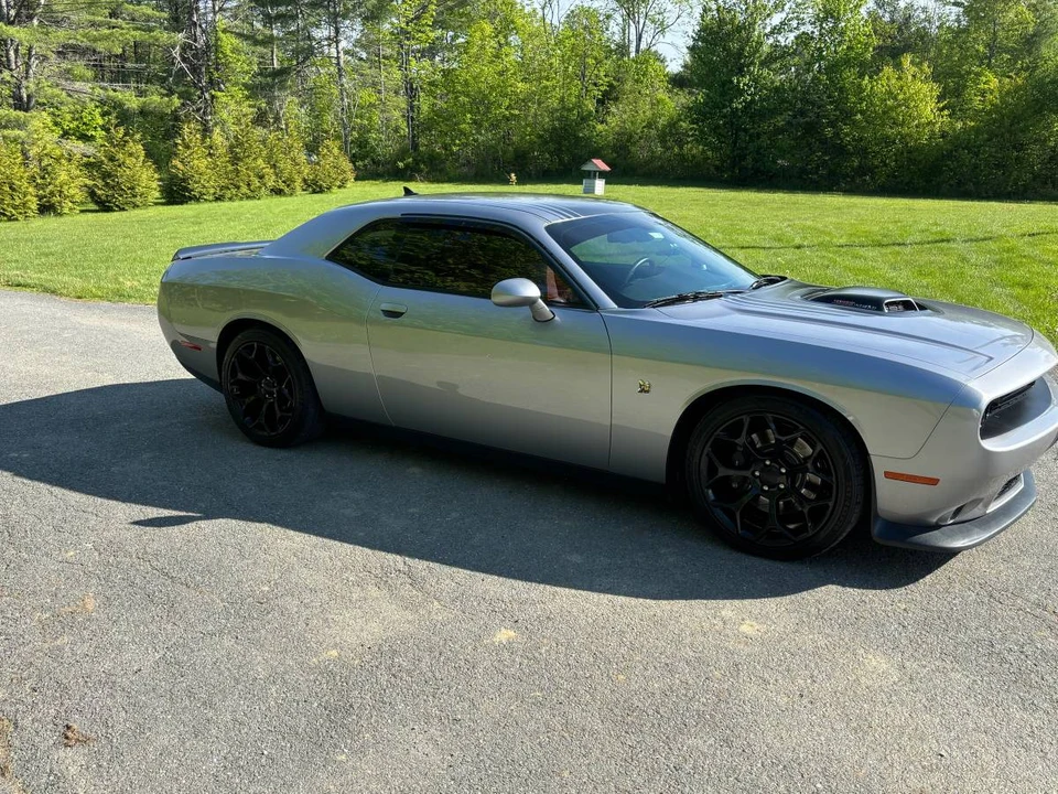 2016 Dodge Challenger SRT8 & 392 3rd Gen - Image 3 of 10