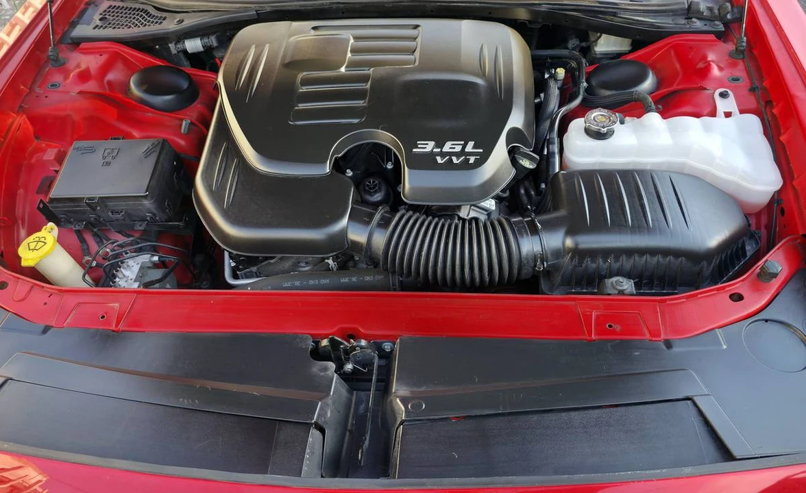 2016 Dodge Challenger 3rd Gen - Image 12 of 12