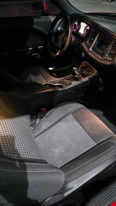 2016 Dodge Challenger 3rd Gen - Image 7 of 12