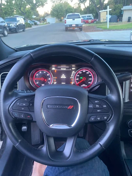 2016 Dodge Charger 7th Gen - Image 14 of 17
