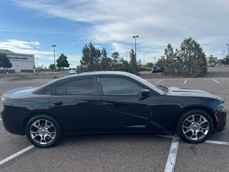 2016 Dodge Charger 7th Gen - Image 5 of 15